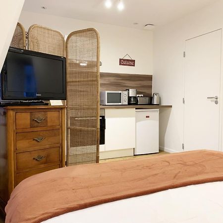 Monet - Appartement Pour 2 Personnes Шартър Екстериор снимка